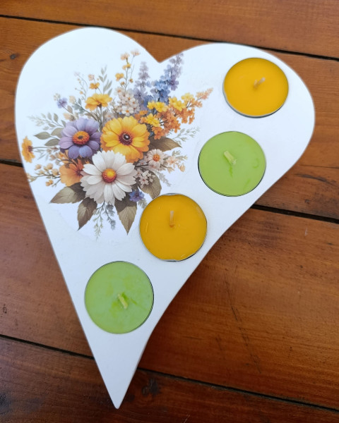 Květinový svícen II. srdce dekorace svícen decoupage jaro odlitky licí hmota 
