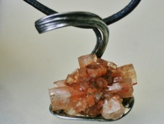 Křepelčí kámen (magnezit)
