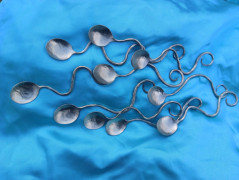 Lžička kovaná z nerezi