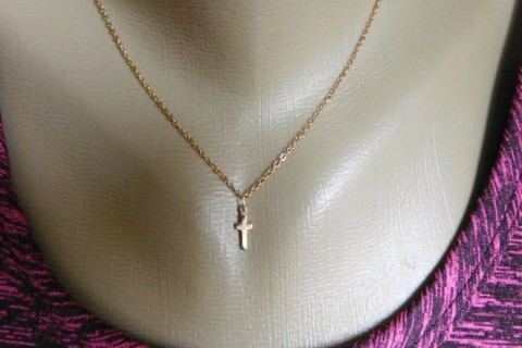Náhrdelník - mini křížek v nerezu náhrdelník nerez ocel originalita art deco svátostka 