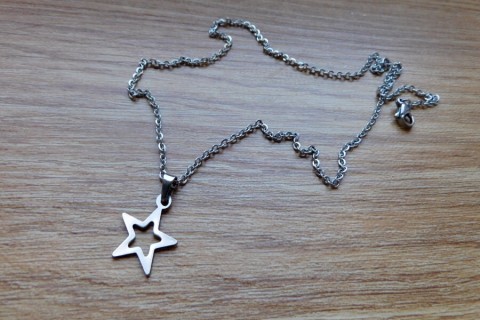 Náhrdelník - Nerezová hvězdička náhrdelník přívěšek hvězda 