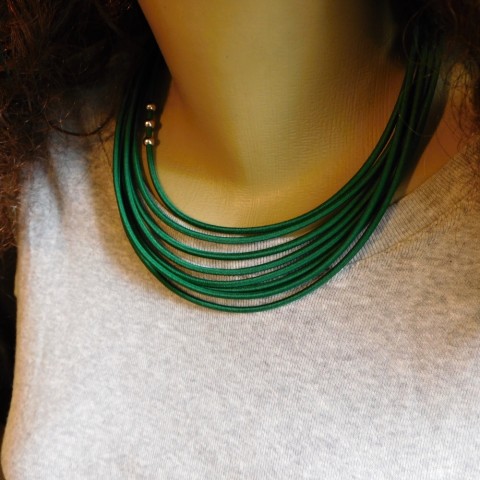 Náhrdelník - zelená je i tráva náhrdelník zelená nerez jednoduchost 