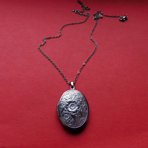Náhrdelník - nerez medailonek náhrdelník medailonek oválný 
