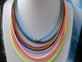 Náhrdelník barvičkový.......