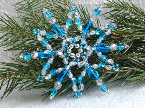 Hvězda - stříbrná/modrá VAN 36 dekorace originální korálky modrá vánoce sklo bílá vánoční hvězda ozdoba stříbrná třpytivá rokajl čirá vločka tvarovky 