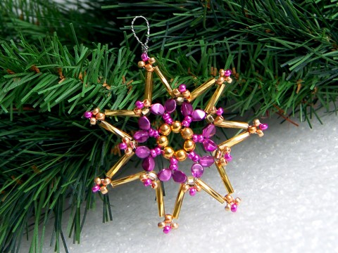 Vánoční hvězda - VAN101 dekorace originální korálky vánoce sklo zlatá fialová růžová vánoční hvězda ozdoba třpytivá rokajl fuchsiová vločka tvarovky 