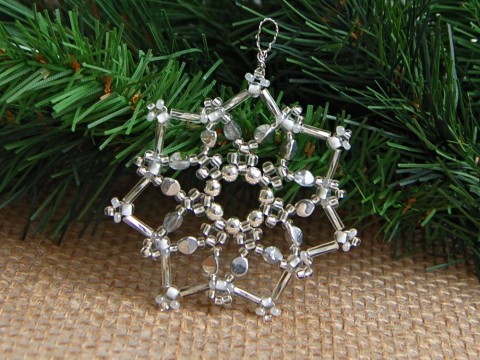 Vánoční hvězda - VAN114 dekorace originální korálky vánoce sklo bílá vánoční hvězda ozdoba stříbrná třpytivá rokajl čirá vločka tvarovky 