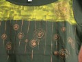 Tričko zelené se zlatými detaily