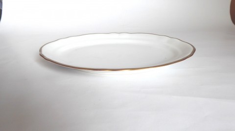 Servírovací podnos, porcelán, 1960 kuchyně talíř prostírání stolování podnos retro porcelán glazura mísa chata chalupa hospoda domácnost jídlo talířek podšálek servírování sběratelství restaurace sběratel gastronomie 