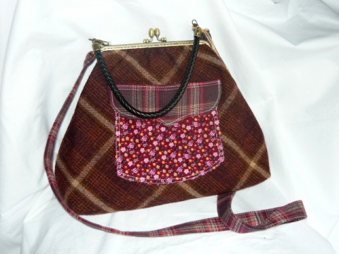 Rámová kabelka z vlněné kostky kabelka peněženka patchwork batika kasička drobnosti mobil brýle mandala deštník etikety rtěnka 