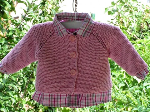 Růžový pletený svetřík miminkovský kojenecký svetřík ka 