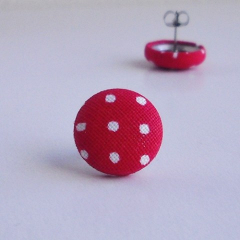 Červený puntík voda červená náušnice bílá puntík motýlek pecky léto button buton alergie buttonky chirurgická ocel zarážky 