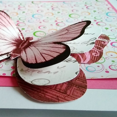 Přání papír květina pták fialová růžová motýl vůně letní přání voňavá louka jaro motýlek kytice křídla přáníčko pyl 
