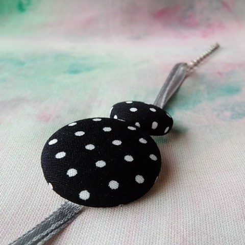 Butonkový náramek Černý s puntíky náramek letní láska myška puntík šedá retro léto valentýn černobílé tečka button buton buttonky 