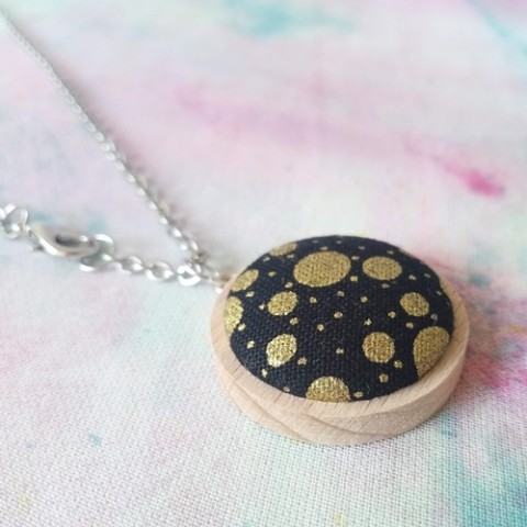 Buttonkový náhrdelník dřevo náhrdelník zlatá láska černá léto řetízek luxusní bublina buton dřevěné lůžko 