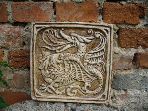 Kachle s reliéfem draka III. drak ornament fantasy reliéf kachle 