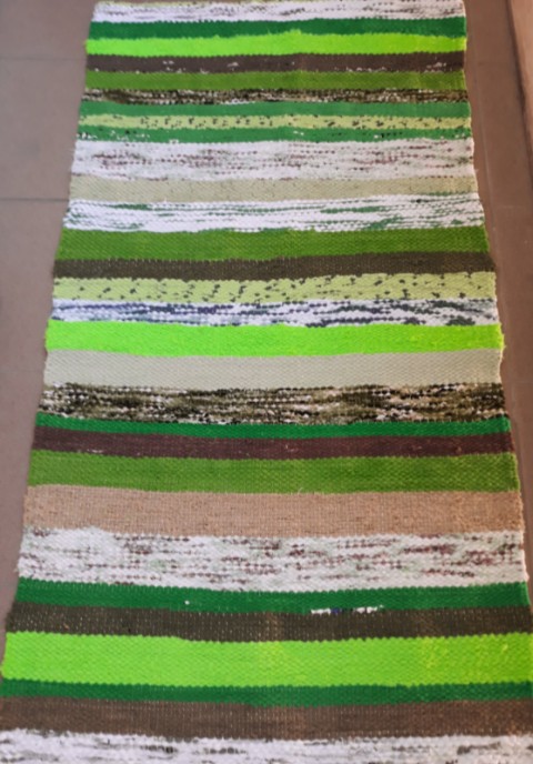 Koberec zelený 130 x 68 koberec domov bytový proužky barevný recy tkaný kobereček kusový 