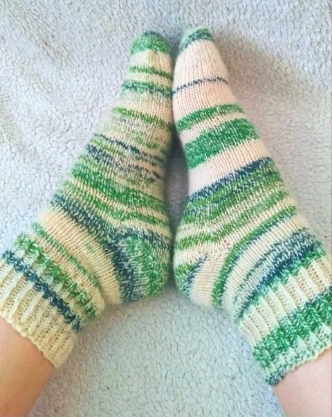 Vlněné ponožky zelené 39-40 přírodní pletené zelené ponožky hřejivé merino předené vlněné celoroční venkovní 39/40 nadoma nanohy komfortní 