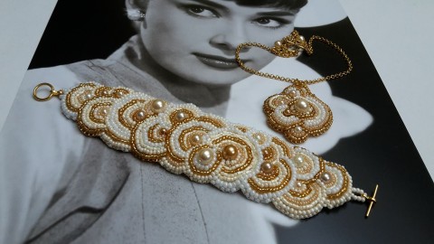 Zlatobílá souprava šperk šperky náramek sada souprava luxusní medailon zlatobílá bílozlatá vyjímečný bílozlatý 