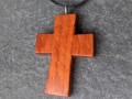 Dřevěný šperk -   křížek