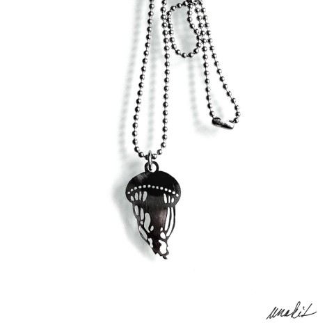 Náhrdelník Medúza z nerezu šperk náhrdelník přívěsek kov medúza řetízek plech nerez miniatura laser vyřezávaní medúzka 