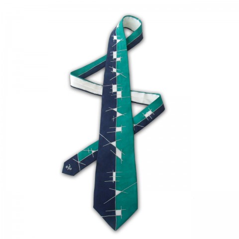 Bílo-modro-tyrkysová kravata zelená modrá tyrkysová hedvábí stříbrná kravata kontura 