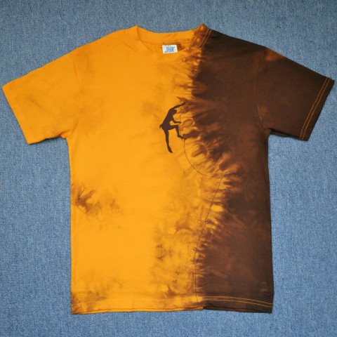 Dětské tričko s horolezcem (12-14 l oranžová batika hnědá triko žlutá dětské tričko skála horolezec žlutooranžová 