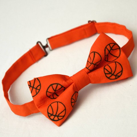 Oranžový motýlek s basketbalovými m oranžová koš černá motýlek míč basket basketbal košíková basketbalový 