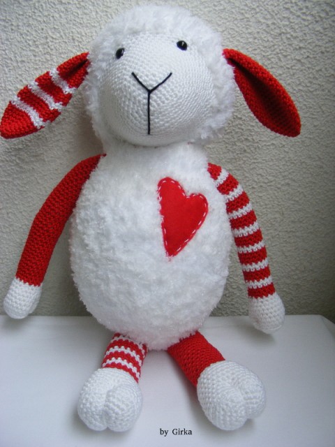 Ovečka - Ibi biela zaľúbená červená dekorace srdíčko ovečka bílá narozeniny hračky valentýn zvířata dárky překvapení 
