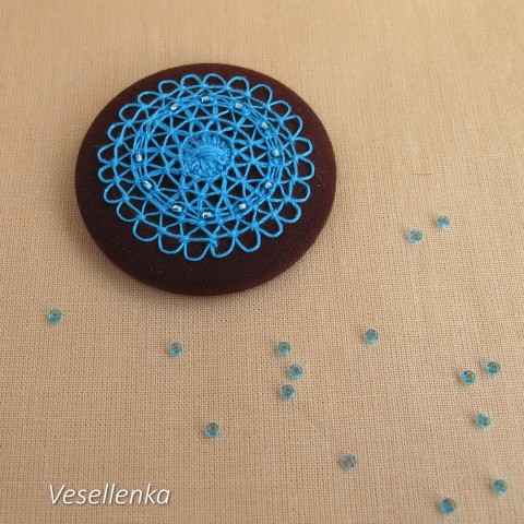 Knoflík/button s krajkou kruh kolečko krajka kolo bonbon bonboniera 