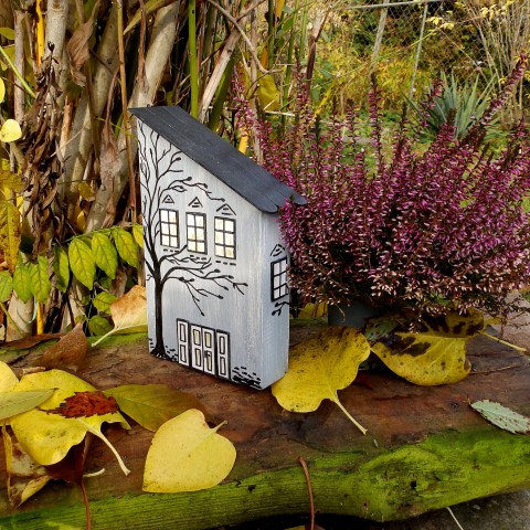 Domeček dřevěný malovaný dřevěný šedá domeček dekorační domeček malovaný domeček 