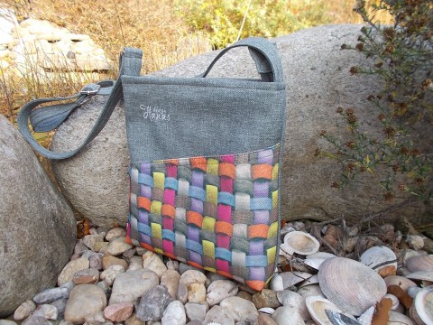 Kabelka Denis svěží elegantní batůžek batoh praktický barevný jedinečný každodenní vycházkový volnočasový 