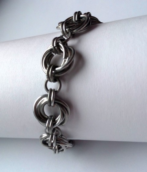 Náramek: Hnízdečka náramek stříbrná chainmaille hnízdečko stříbrný kroužky 