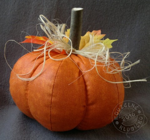 Šitá dýně TMAVĚ ORANŽOVÁ velká dekorace podzim dýně halloween podzimní dekorace halloweenská dekorace dýnička šitá dýně 
