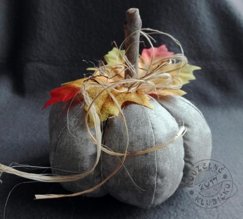 Šitá dýně ŠEDÝ MRAMOR malá dekorace podzim dýně halloween podzimní dekorace halloweenská dekorace dýnička šitá dýně 