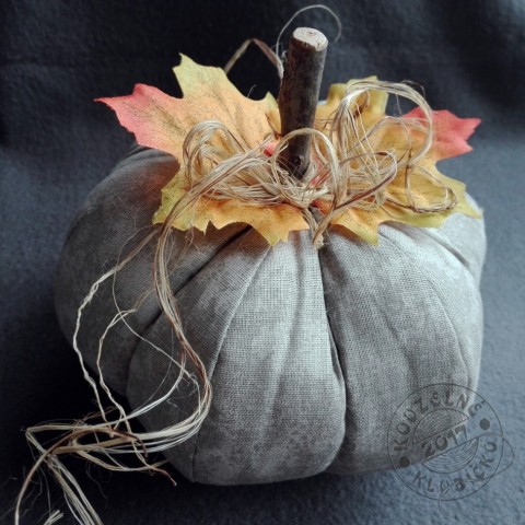 Šitá dýně ŠEDÝ MRAMOR velká dekorace podzim dýně halloween podzimní dekorace halloweenská dekorace dýnička šitá dýně 