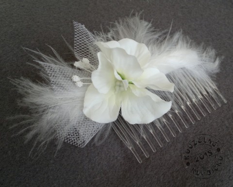Svatební hřebínek s květy hortenzie svatba svatební pro nevěstu pro družičku svatební doplněk doplněk do vlasů svatební dekorace pro nevěstu do vlasů doplněk k šatům svatební hřebínek 