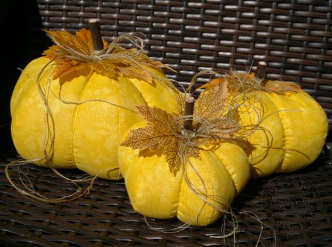 Šitá dýně ŽLUTÝ MRAMOR velká dekorace podzim dýně halloween podzimní dekorace halloweenská dekorace dýnička šitá dýně 