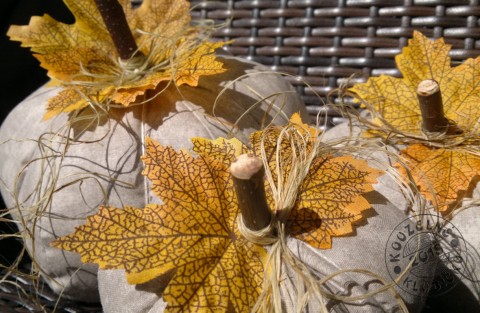 Šitá dýně BÉŽOVO ŠEDÝ MRAMOR velká dekorace podzim dýně halloween podzimní dekorace halloweenská dekorace dýnička šitá dýně 