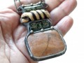 Královnin amulet