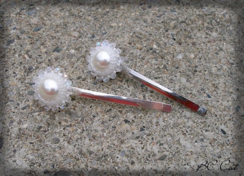 Perlová sponka - bílá šperk spona sponka doplněk bílá svatba perla vlasový doplněk 