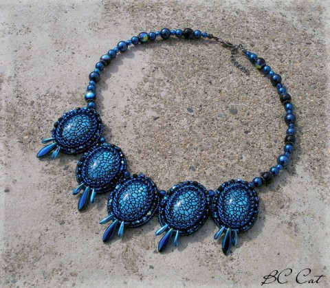 Adriana - náhrdelník šperk náhrdelník moře doplněk modrá elegantní luxusní ples netradiční nápadný laguna večírek bál 