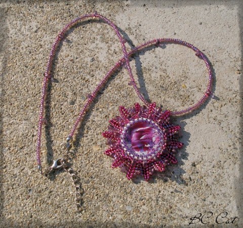 Amoretino - náhrdelník šperk náhrdelník doplněk korál květ barvy veselý kabošon 