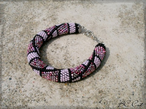 Náramek Stripes - pink šperk náramek korálky doplněk barva háčkování jaro léto barevný mix dutinka duha vzor směs 