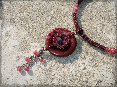Ídaia šperk náhrdelník korálky doplněk retro knoflík rivoli rivolka 