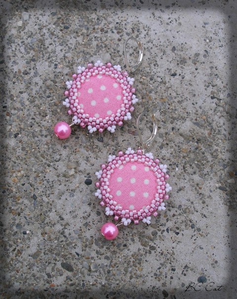 Puntíčky v růžovém kabátku šperk doplněk náušnice růžová textil puntík látka něžné buttonek sweet 