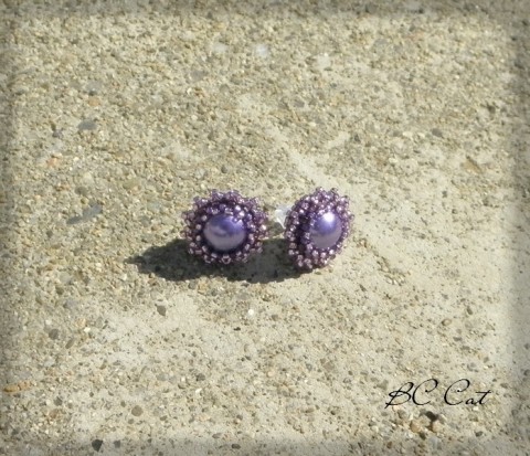 Kvítečky do ouška - Violet šperk korálky doplněk náušnice jaro květ perla perlička kvítek puzeta 