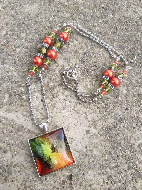Náhrdelník - Oranžový podzim šperk náhrdelník přívěsek korálky doplněk podzim listy pryskyřice energie listí bobulky bobule jeseň barvy podzimu 