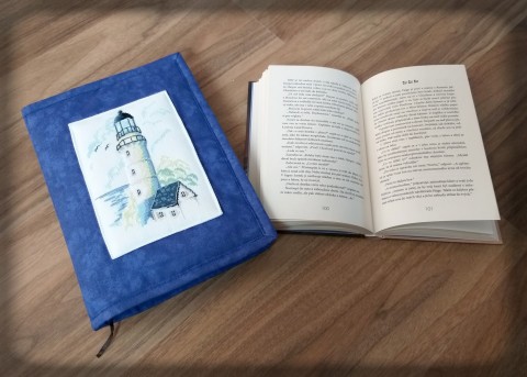 Obal na knihu - Maják voda moře obal vyšívání čtení pohádka výšivka maják oceán obal na knihu četba 