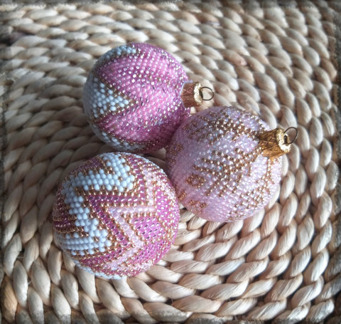 Baňky háčkované z korálků no.7 dekorace korálky vánoce sada ozdoba baňky koulička set vánoční ozdoba ozdůbka na stromeček baňka vánoční stromeček 